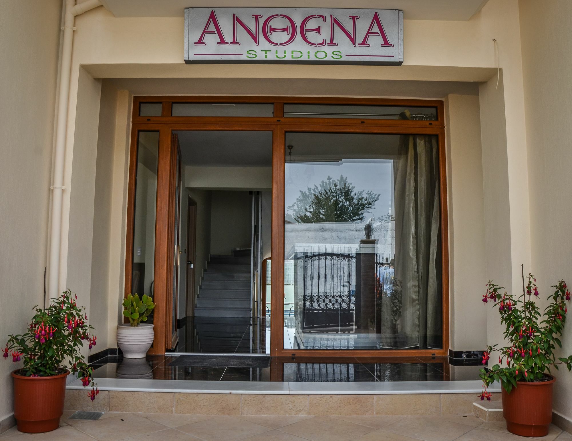 העיירה סקיאתוס Anthena Studios מראה חיצוני תמונה