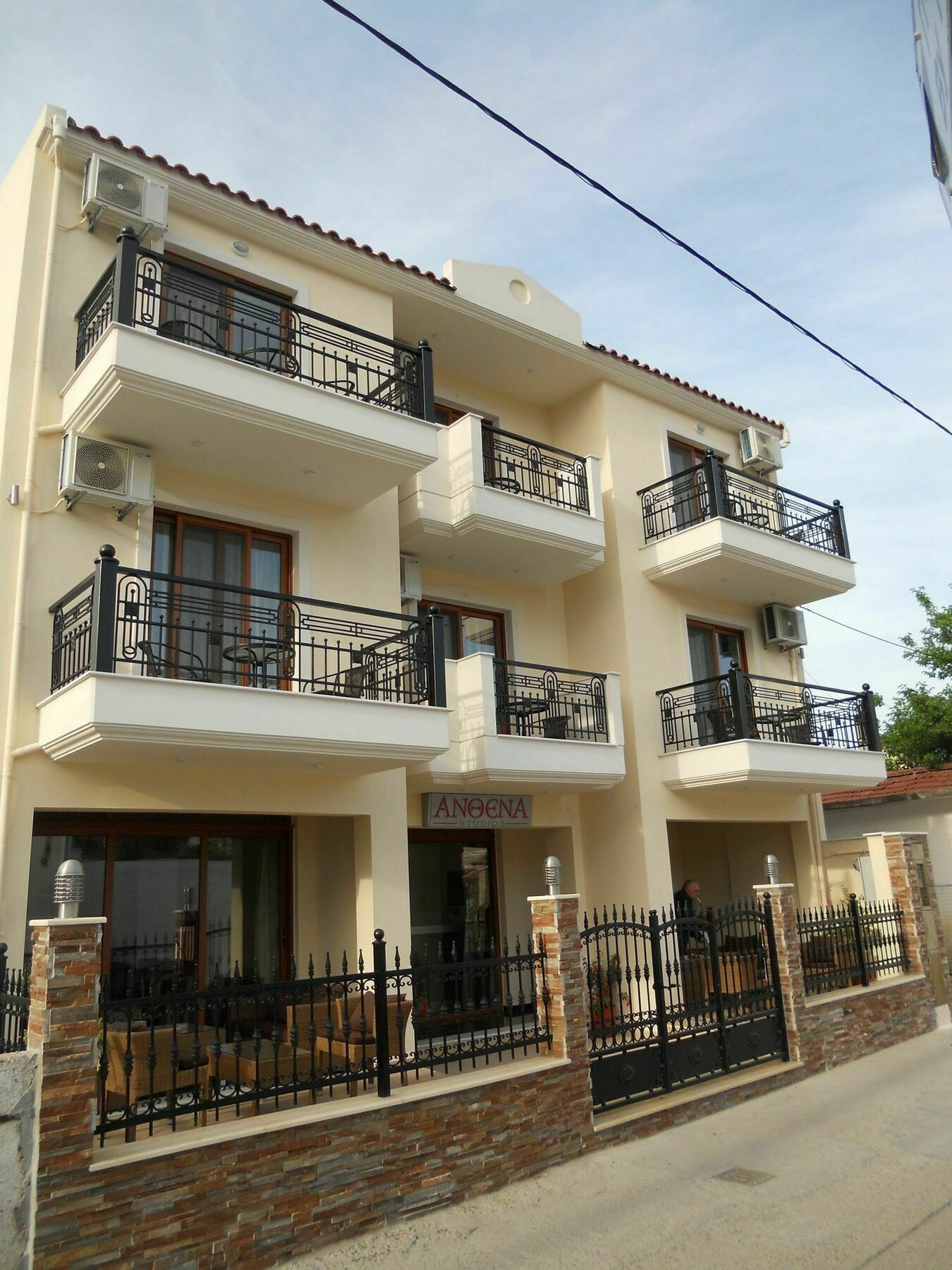 העיירה סקיאתוס Anthena Studios מראה חיצוני תמונה